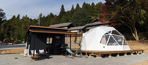 里山グランピングむすび